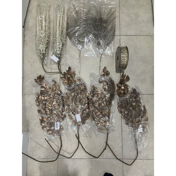 Floral Arrangement Luxury Bundle And Decorative Ribbon. New - Picture 2 of 7